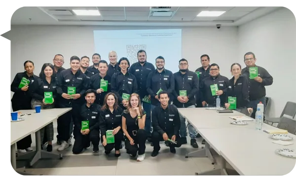 Yami Almaguer Gil, conferencista para eventos corporativos sobre Experiencia del Cliente