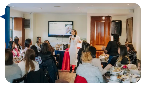 Katterín Rodríguez, conferencista para eventos corporativos sobre Marca Personal