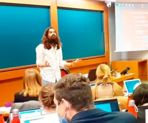 Diego Primitivo, conferencista para eventos corporativos sobre Espiritualidad en la Empresa