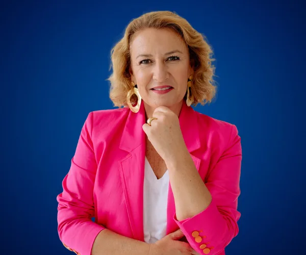 Silvia Bueso