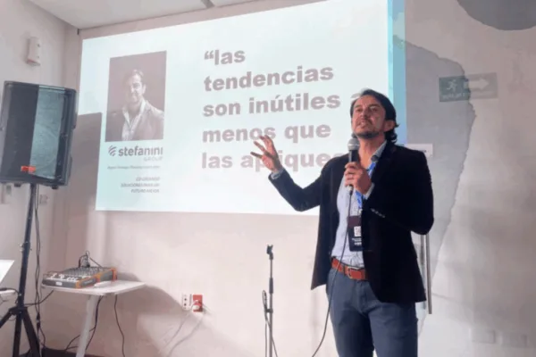 Diego Gómez Villalobos, conferencista para eventos corporativos sobre Humanidad Digital