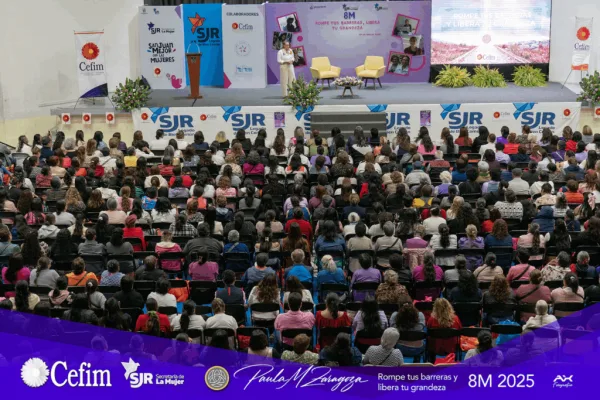 Paula Morelos Zaragoza, conferencista para eventos corporativos sobre Amor Incondicional
