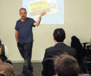 Enrique Palafox, conferencista para eventos corporativos sobre Creatividad Aplicada