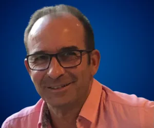 Antonio Vizintín, conferencista para eventos corporativos sobre Liderazgo en Situaciones Extremas