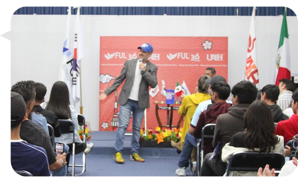 Carlos Morett, conferencista para eventos corporativos sobre Liderazgo Transformacional