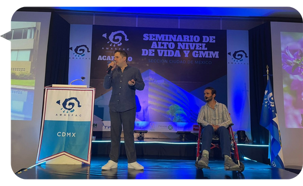 Kike y Gino, conferencista para eventos corporativos sobre Resiliencia